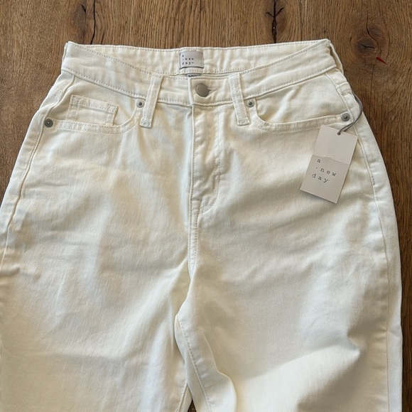 A new day, jeans, cream size 2 26 regular - Picture 2 of 6